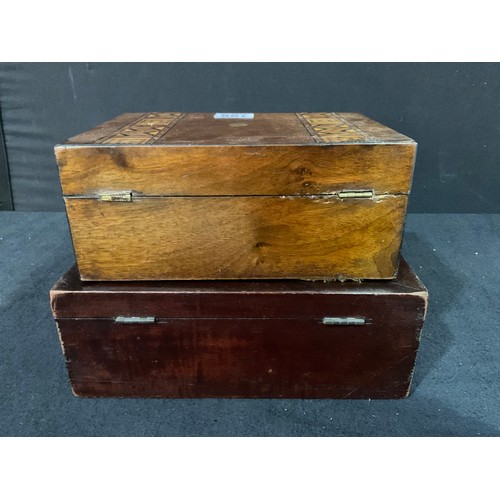 158 - VICTORIAN WALNUT INLAID TUNBRIDGEWARE JEWELLERY BOX AND A MAHOGANY EXAMPLE