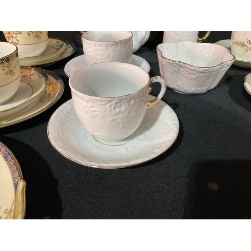 174 - TWO BOXES OF VICTORIAN AND LATER CHINA TO INCLUDE TWO BONE CHINA TEASETS, NORITAKE CHINA, TWIN HANDL... 