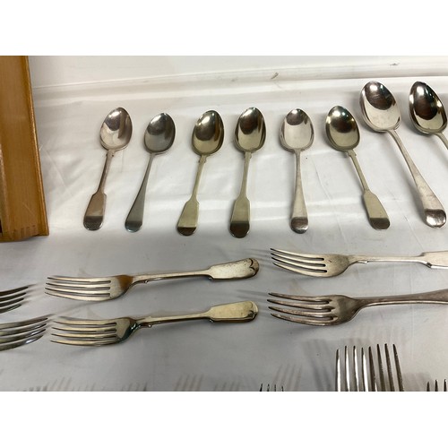 181 - BOX OF VINTAGE CUTLERY