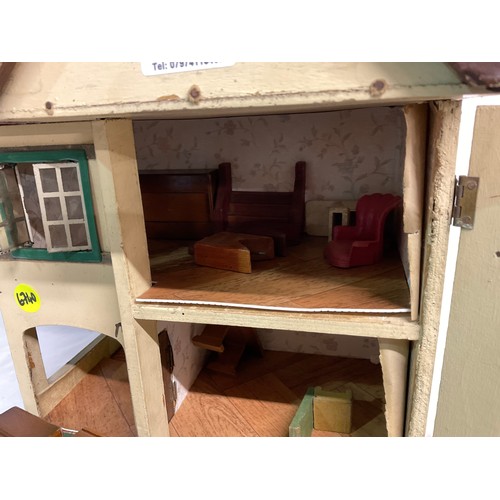 185 - VINTAGE DOLLS HOUSE WITH FURNITURE