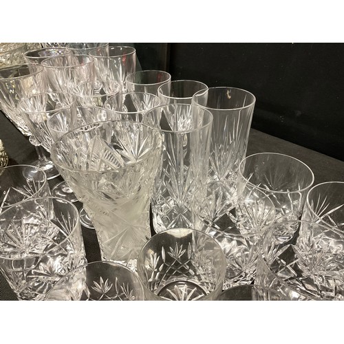 188 - TWO BOXES OF GLASSWARE TO INCLUDE FRUIT BOWL, VASES ETC