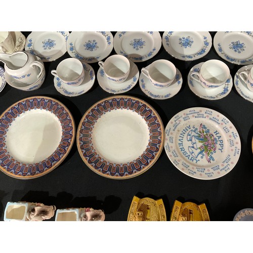 202 - THREE BOXES OF CHINA TO INCLUDE ORNAMENTS, TANKARDS ETC