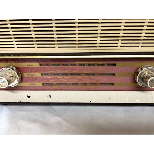 226 - VINTAGE PHILIPS RADIO (AS FOUND) ALONG WITH A MODERN HITACHI RADIO