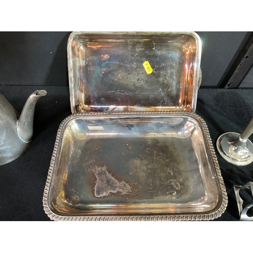 229 - BOX OF SILVER PLATED WARE TO INCLUDE COASTERS, SERVING DISH, GOBLET, VANITY SET ETC