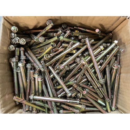 283 - BOX OF 10MIL SLEEVE ANCHOR FIXING BOLTS (282)