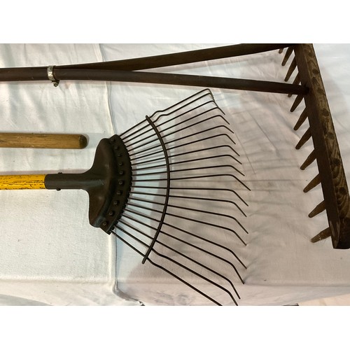 294 - QTY OF VINTAGE GARDEN TOOLS