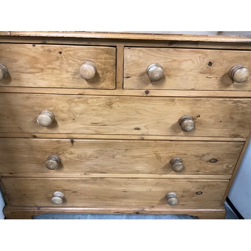 319 - VICTORIAN STRIPPED PINE BEDROOM CHEST OF 5 DRAWERS H38