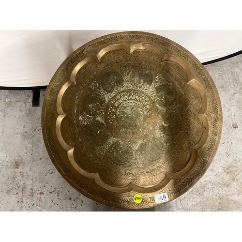 369 - INDIAN BRASS TRAY TOP FOLDING TABLE H21