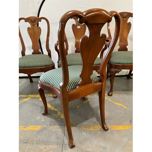 343 - SET OF 6 MAHOGANY DINING CHAIRS ON CABRIOLE LEGS TO INCLUDE TO CARVERS