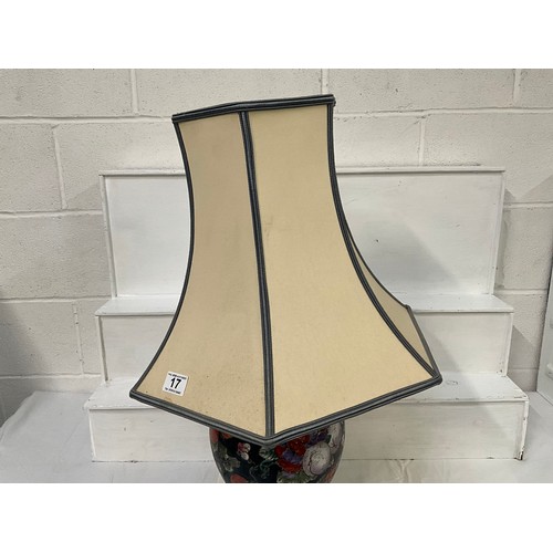 17 - MODERN CERAMIC TABLE LAMP COMPLETE WITH SHADE H28”