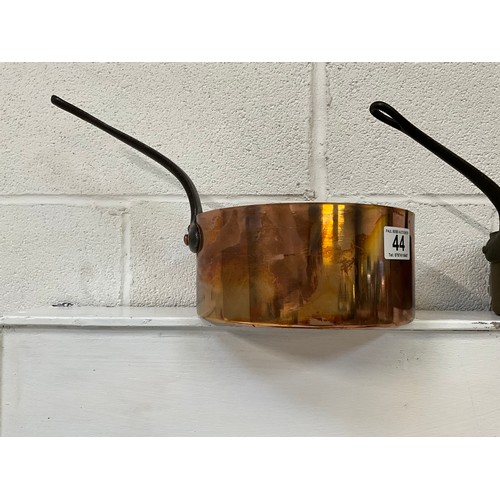 44 - SET OF 5 VICTORIAN GRADUATED COPPER PANS