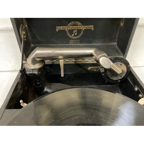 46 - VINTAGE COLUMBIA WIND UP GRAMOPHONE (NO HANDLE)