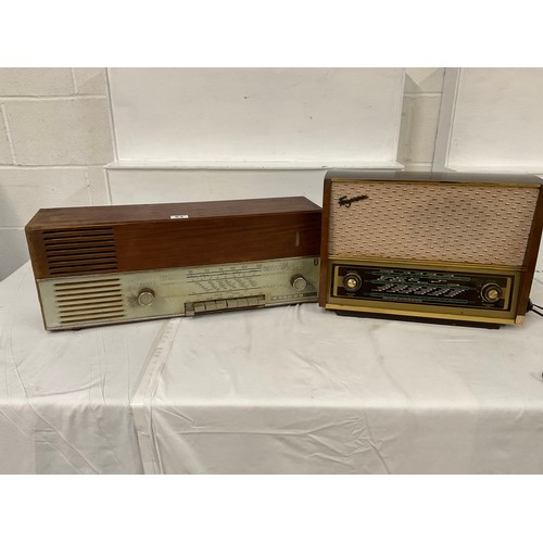 83 - UNITRA K101 VINTAGE RADIO AND FERGUSON VINTAGE RADIO