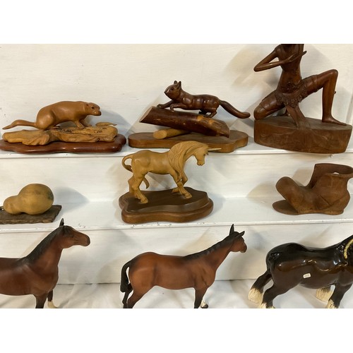 101 - BOX OF CARVED WOODEN ANIMALS BESWICK HORSES A/F AND LARGE CAT