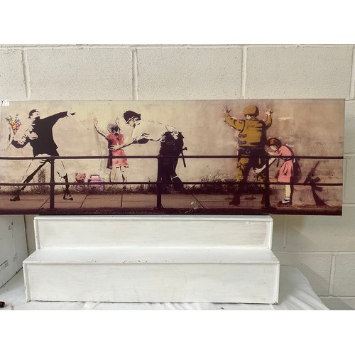 123 - UNFRAMED CANVAS BANKSY STYLE PICTURE