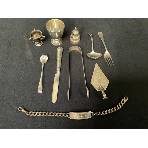 154 - QTY OF SILVER ITEMS TO INCLUDE ID BRACLET SPOONS ETC