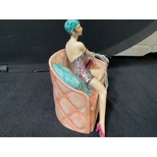 157 - KEVIN FRANCIS LA FEMME FATAL FIGURE BY PEGGY DAVIES LIMITED EDITION NUMBER 466 OF 750 H9”