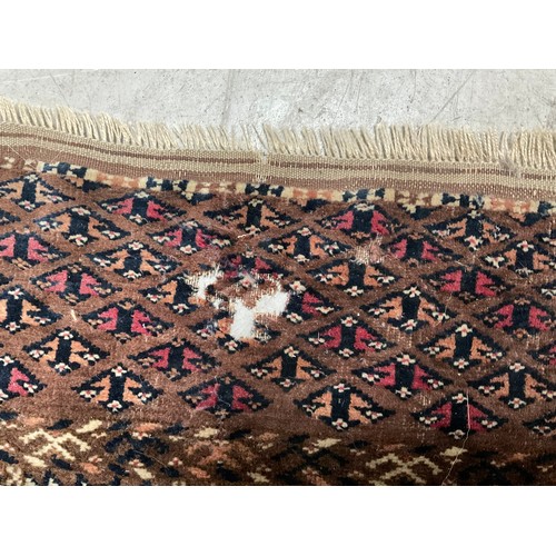 169 - RED PATTERNED VINTAGE CARPET 80