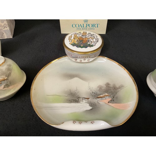 173 - BOX OF CHINA TO INCLUDE 2 CLARICE CLIFF PLATES JAPANISE DRESSING TABLE SET BOXED COALPORT ITEMS