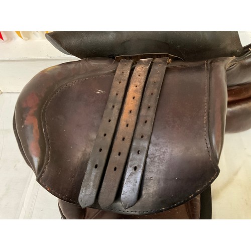 217 - LEATHER SADDLE