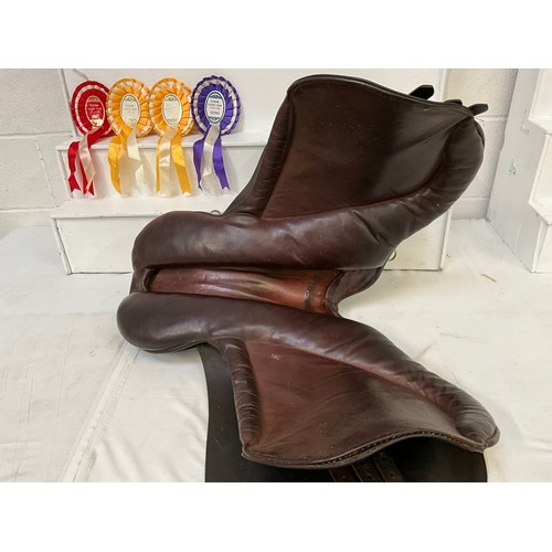 217 - LEATHER SADDLE