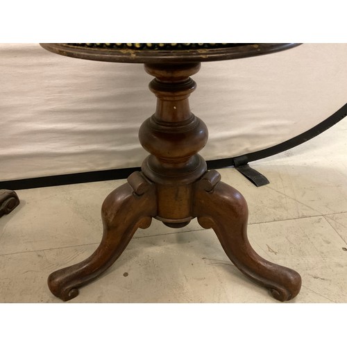 186 - 2 VICTORIAN MAHOGANY REVOLVING HEIGHT STOOLS