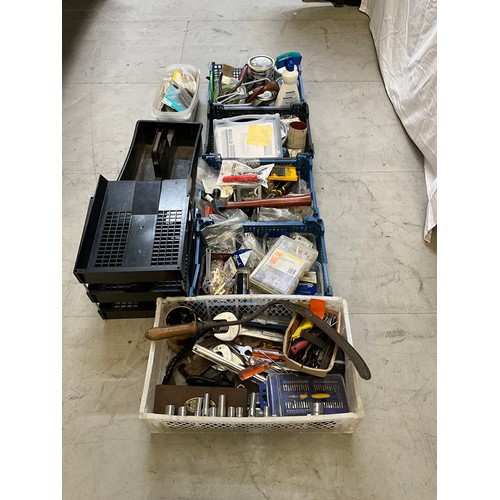 200 - 5 CRATES OF TOOLS AND HARDWARE