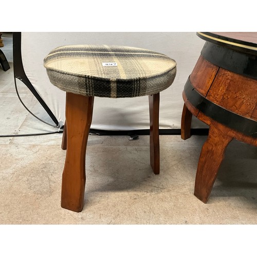 247 - OAK BARRELL TABLE WITH MATCHING CHAIR AND STOOL H35” (CHAIR) H22” D24” (TABLE)