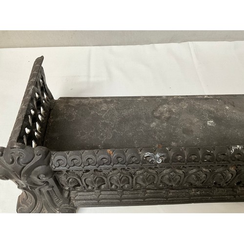 20 - VICTORIAN CAST IRON FRET WORK FENDER