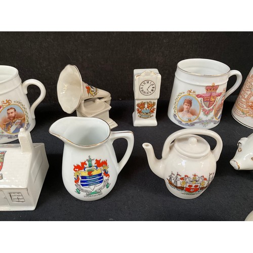 82 - A BOX OF COLLECTORS COMMERATIVE WARE CHINA TO INCLUDE PREMIER SHELLEY GRAFTON CHINA ETC