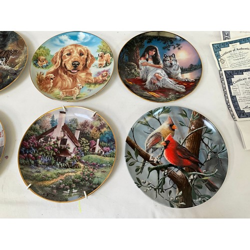 185 - A BOX OF COLLECTORS PLATES AND WALL PLAQUES SOME WITH CERTIFICATES