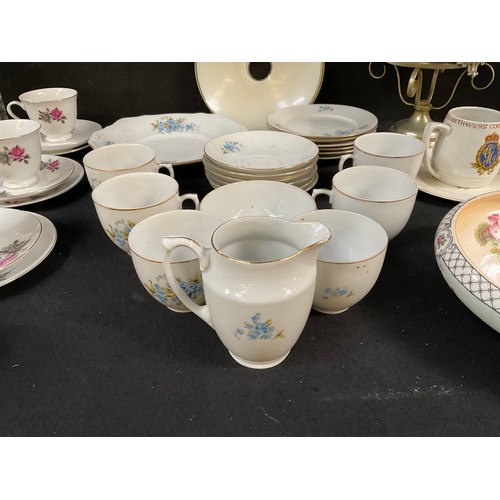 250 - 2 BOXES OF GLASS AND CHINA TEA SETS ETC