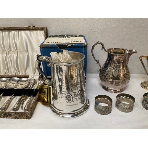 258 - BOX OF SILVER PLATED ITEMS ETC