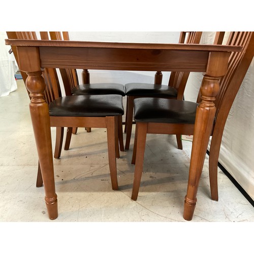 259 - MODERN MAHOGANY TABLE AND 4 MATCHING CHAIRS H29