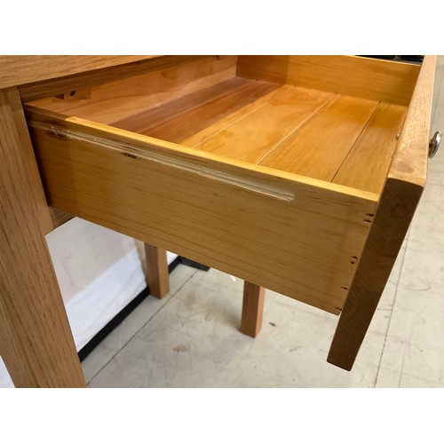 263 - MODERN OAK TELEPHONE TABLE WITH DRAWER H30