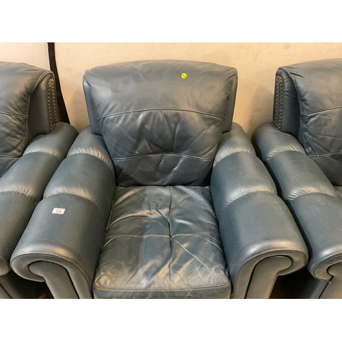 315 - BLUE LEATHER 3PCE SUITE TO INCLUDE 3STR SETTEE AND 2 MATCHING ARMCHAIRS