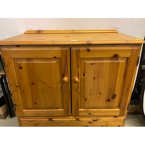 319 - MODERN PINE TALLBOY WITH 2 DOORS OVER 2 DRAWERS H48