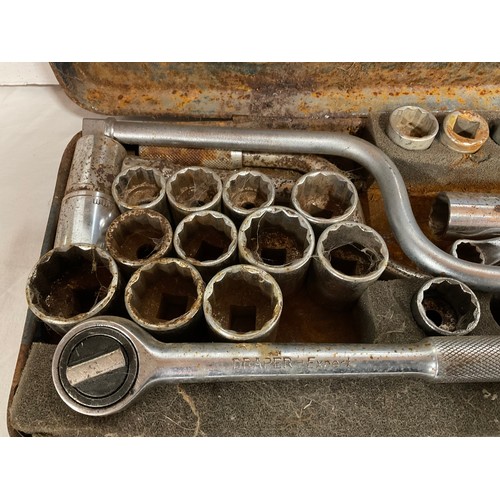 5 - SOCKET SET IN CASE