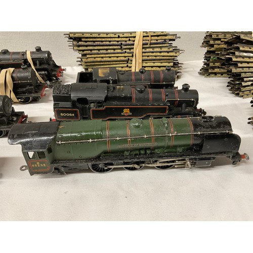 6 - VINTAGE HORNBY TRAIN SET TO INCLUDE ENGINES CARRIAGES TRACK CONTROLLERS ETC