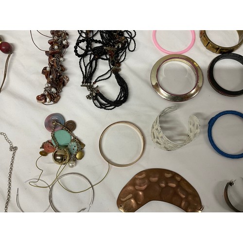 21 - BOX OF COSTUME JEWELLERY