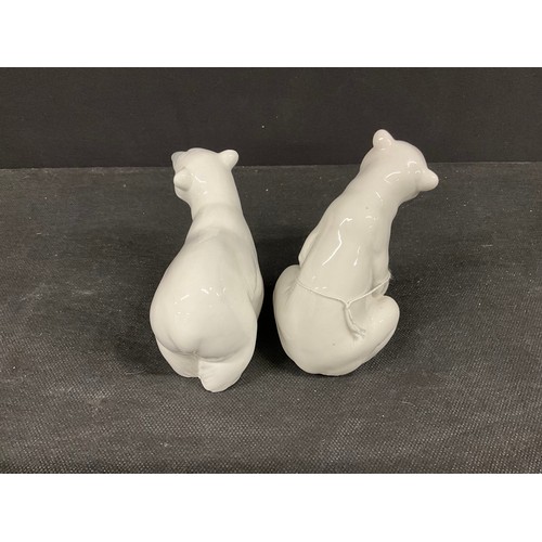 118 - 2 LLADRO POLAR BEARS