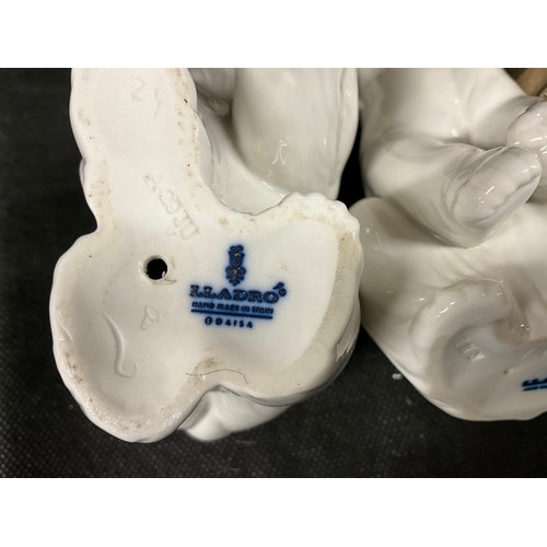 118 - 2 LLADRO POLAR BEARS