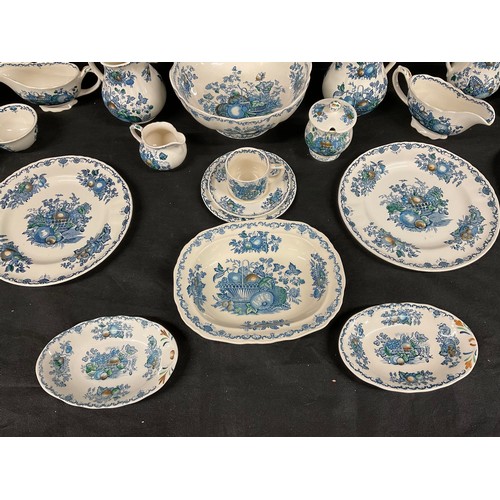 184 - LARGE MASONS DINNER SERVICE 103 PCES