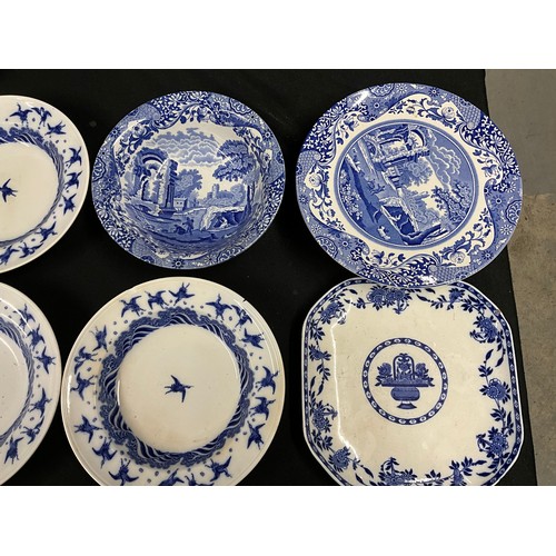 220 - BOX OF BLUE AND WHITE CHINA TO INCLUDE SPODE ETC