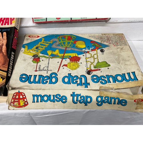 69 - BOX TO INCLUDE VINTAGE MOUSE TRAP GAME, WADDINGTON BOOBY TRAP GAME, DOMINOES, MONOPOLY ETC