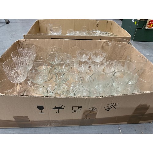70 - 2 BOXES OF GLASSWARE TO INCLUDE DRINKING GLASSES, JUG, FRUIT BOWL, ROSE BOWL ETC