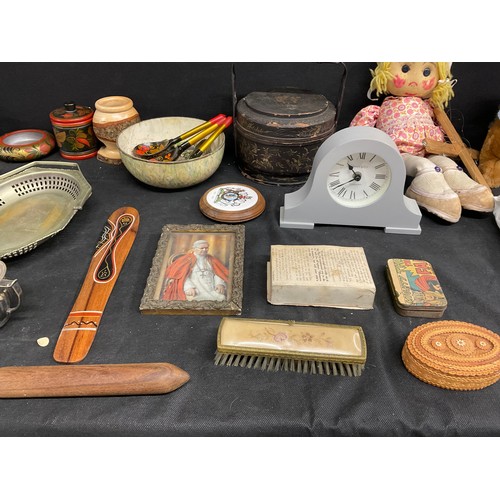 71 - BOX OF ODDS TO INCLUDE MANTLE CLOCK, PETER RABBIT TOY, WIFI CAMERAS IN BOXES, DOLL ETC
