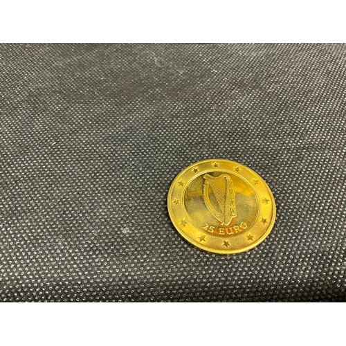 102 - ONE 10 EURO COIN FOUR 20 EURO COINS AND THREE 25 EURO COINS