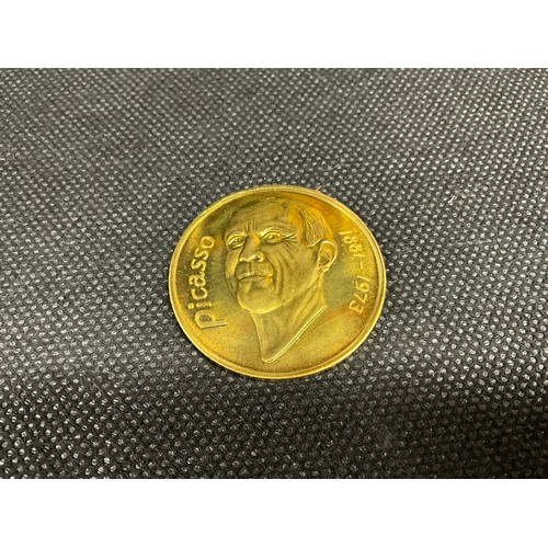 102 - ONE 10 EURO COIN FOUR 20 EURO COINS AND THREE 25 EURO COINS