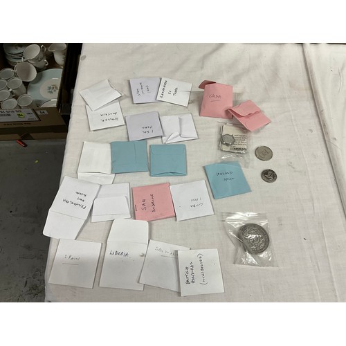 103 - A QUANTITY OF MIXED FOREIGN COINAGE